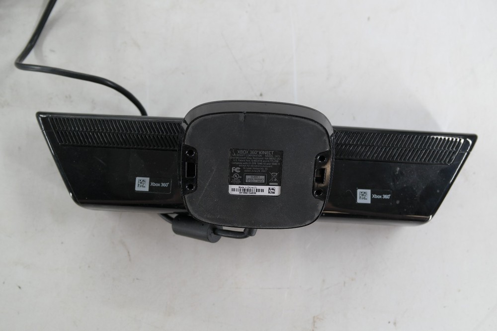 Microsoft Xbox 360 Kinect Motion Sensor Camera Black Model 1473 x7