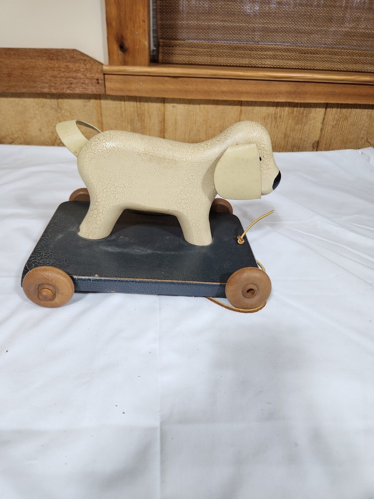 Henn Workshop "Ranger The Dog" 1997 Pull Toy