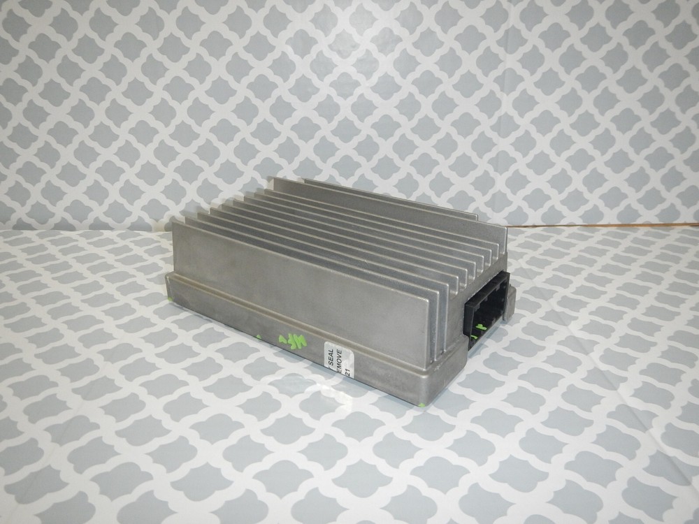 2015 BMW X1 OEM Amplifier " Lear" 9312443