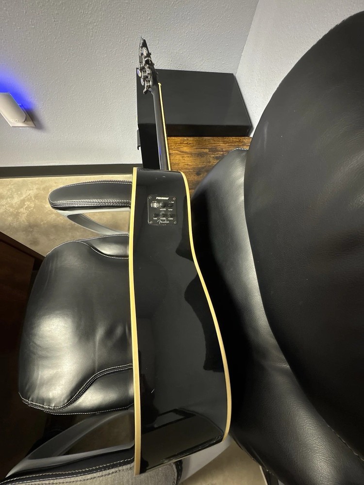 Fender T-Bucket 300CE 2013 - 2016 - Trans Black