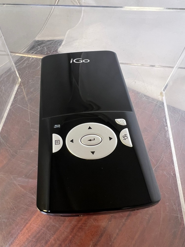 iGo Pocket Projector Slim DLP Texas Instruments: UP2020