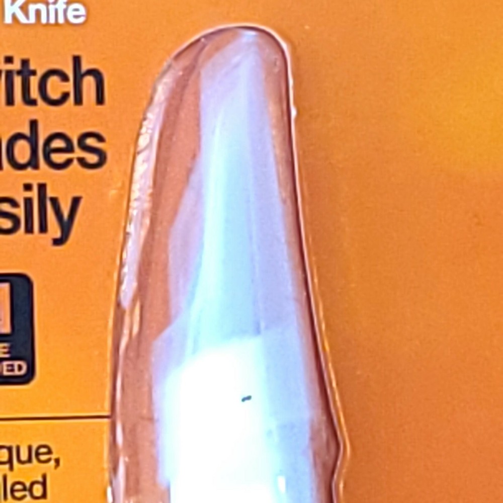 FISKARS Craft Knife - Change Blades Quickly and Easily