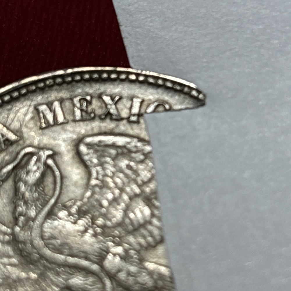 1901 Mo AM Mexico - Silver Peso Cap & Rays Error Planchette Lamination