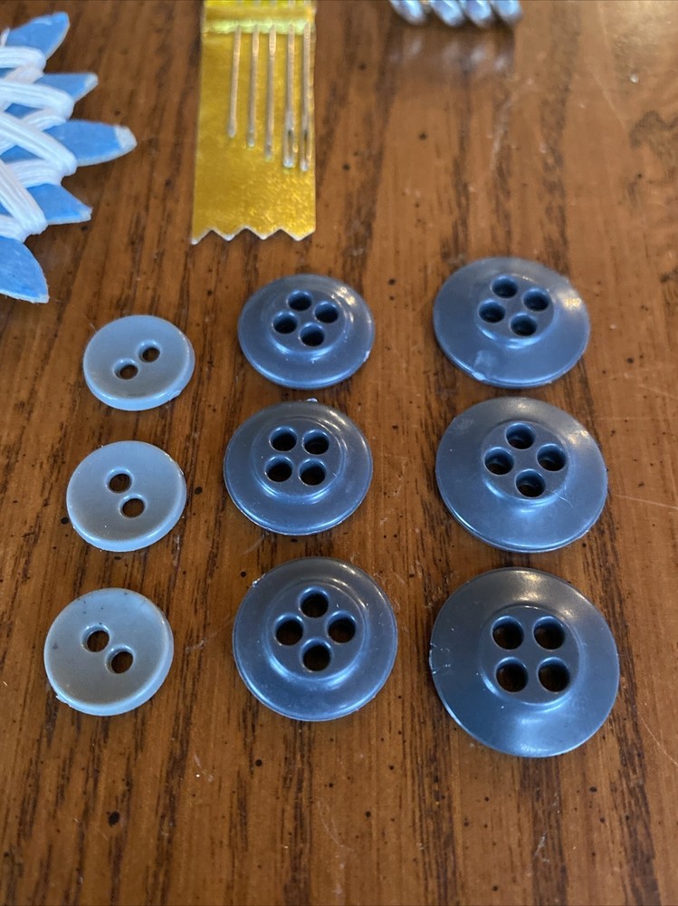 Vtg Army Military Sewing Uniform Repair Kit Made In Germany Thread Needle Button