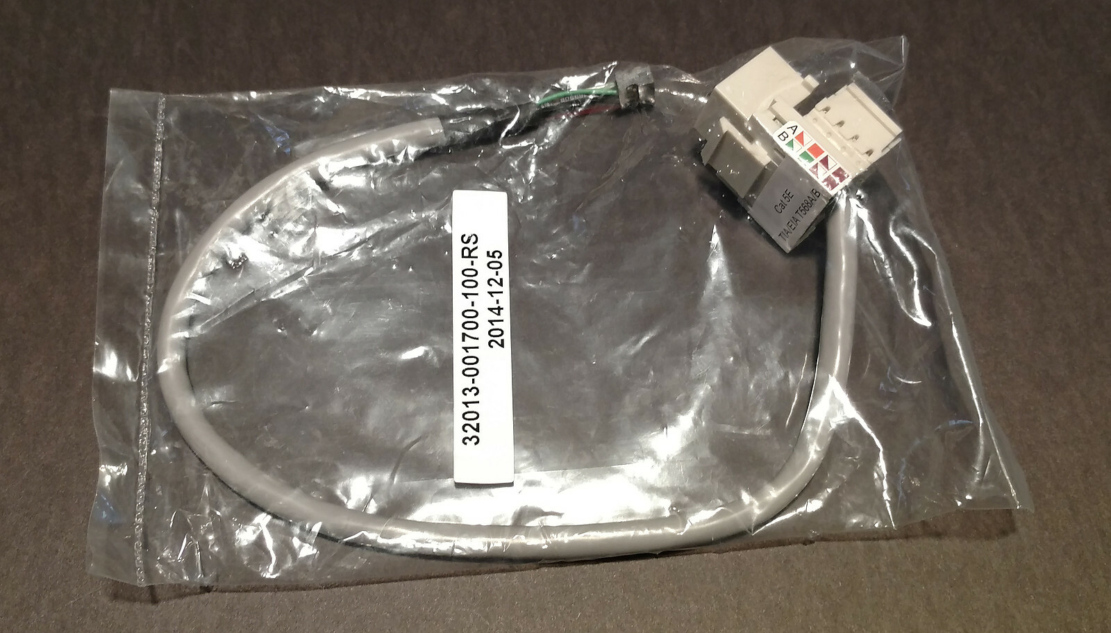 LAN/Network Cable 10-pin (2x5) connector 32013-001700-100-RS