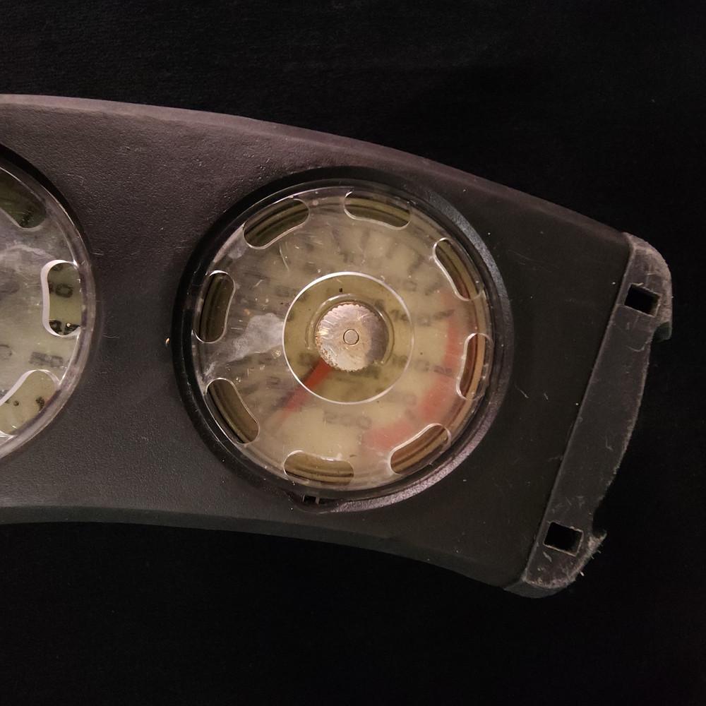 Dacor Diving Dive Console Pressure And Depth Guage w/ Rubber Casing