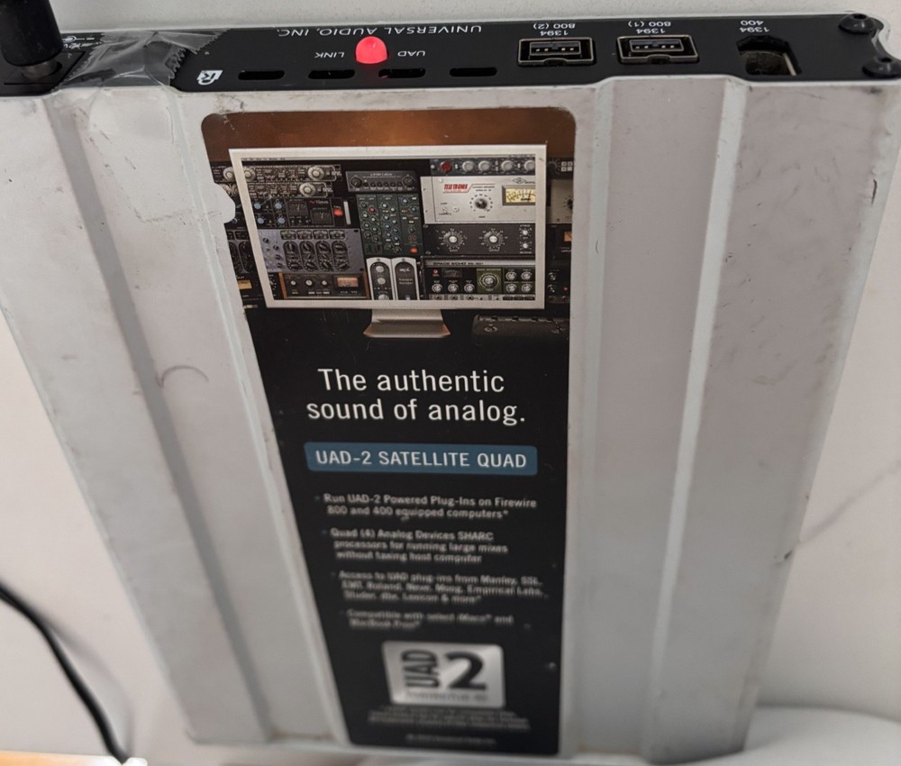 Universal Audio UAD-2 Satellite Quad Core Firewire