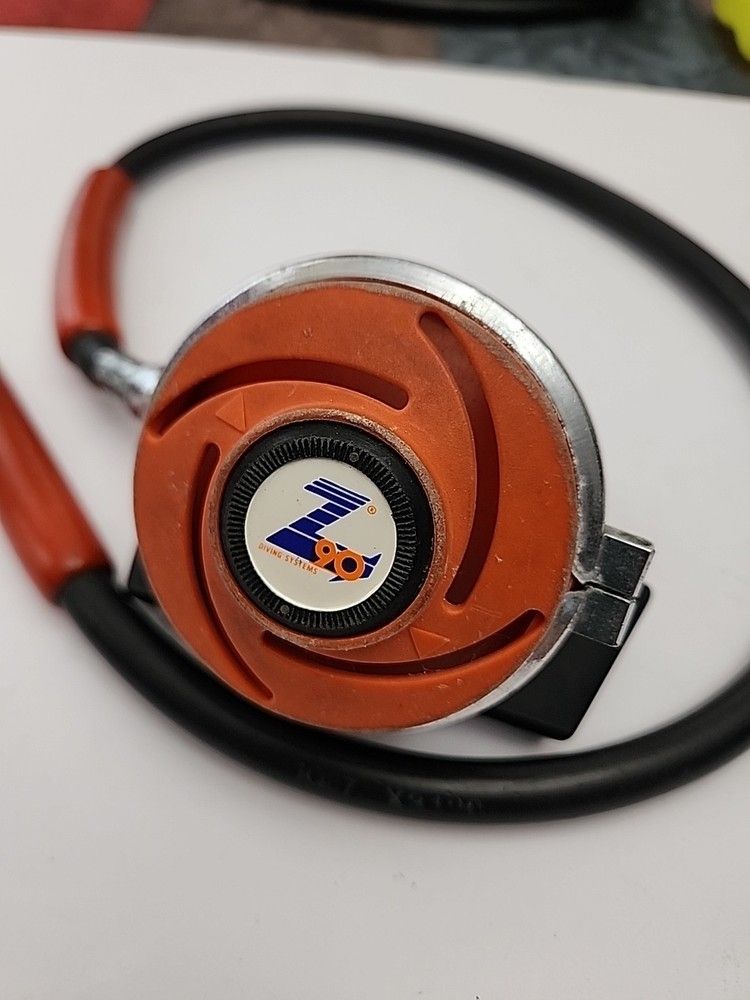 Z90 Diving Regulator