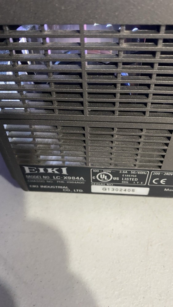 Eiki LC-X984 Digital Multimedia LCD Projector