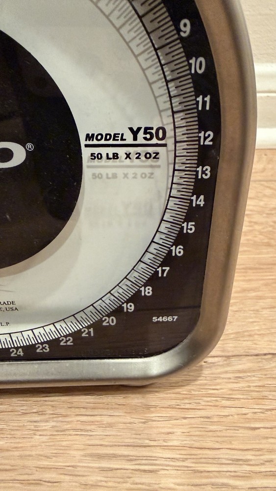 DYMO Model Y50 Tabletop Shipping Postal Mail Scale - 50 lb limit