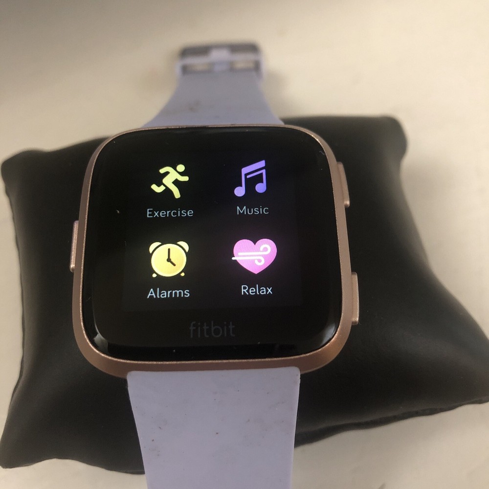 Fitbit Versa FB504