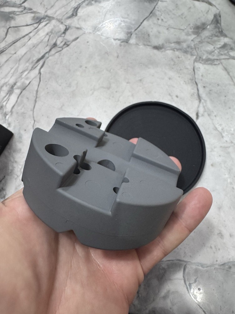 WIREGEAR Gray Bench Block (Universal) with Sight Channels & Pin Removal