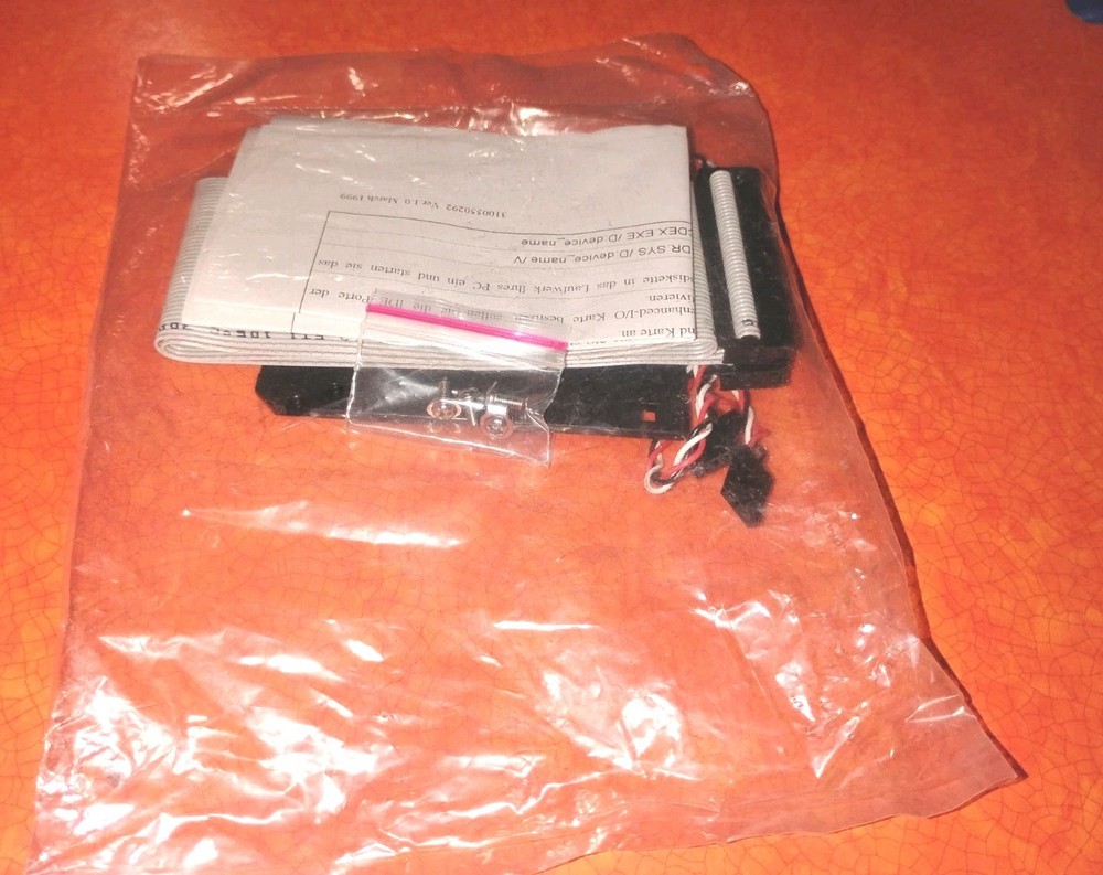 CD-ROM Drive Installation Diskette (Version 2.8): This is a 3.5-inch floppy disk