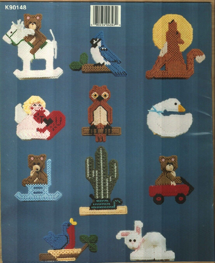 USED CLIPPIES 20 UNIQUE MAGNETIC NOTE HOLDERS PLASTIC CANVAS PATTERN BOOK