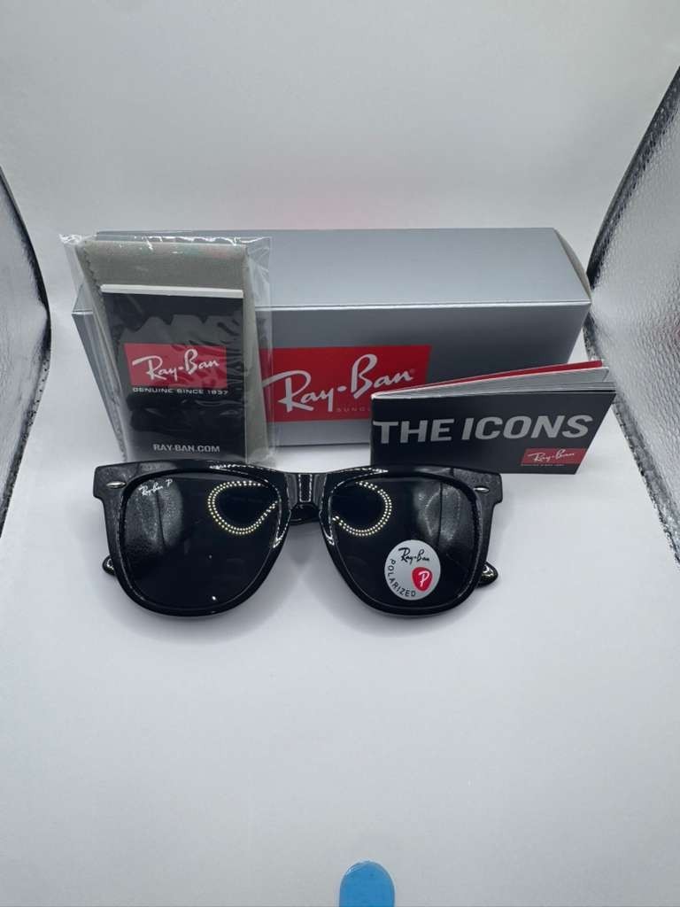 Ray-Ban RB2140 Original Wayfarer Polarized Sunglasses Black Frame Black Lens