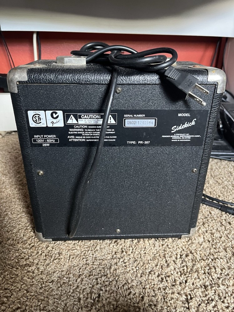 Squier Sidekick 1x6" Guitar Combo Amplifier