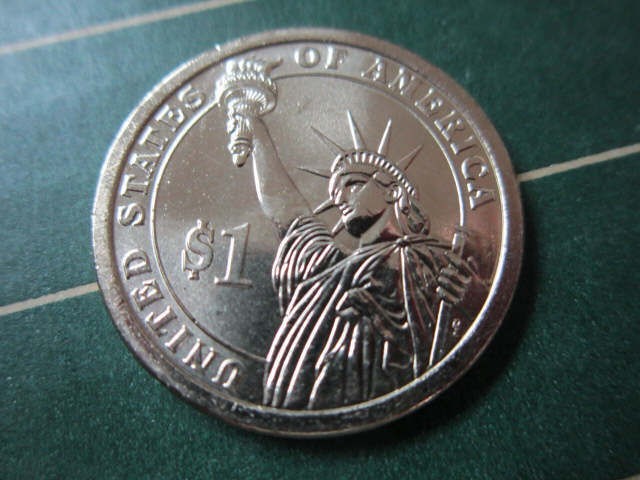 2010 P ABRAHAM LINCOLN $1 COIN UNC - FREE SHIPPING