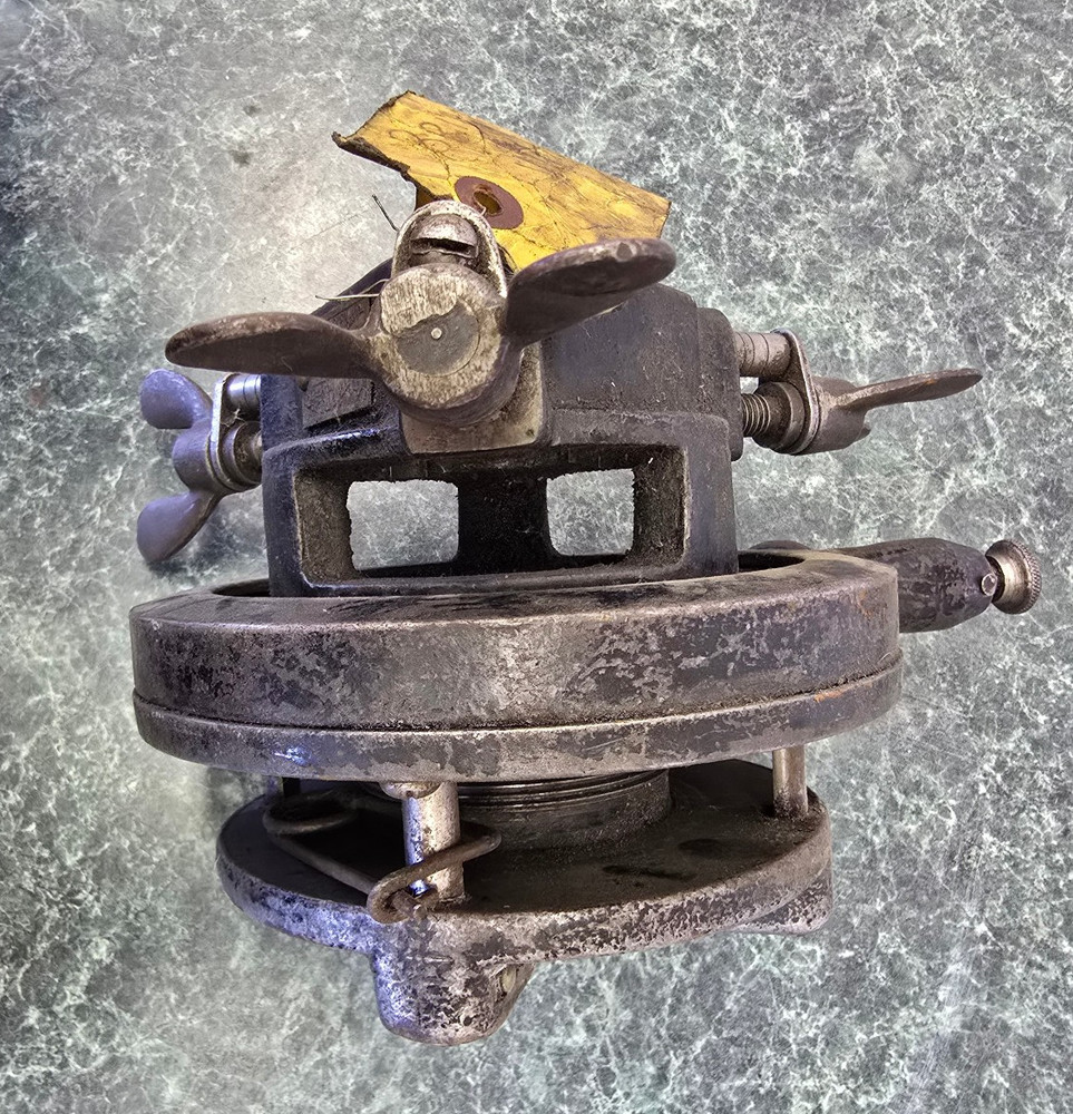 Toledo Pipe Threading Machine No. 1-BR, No. 110