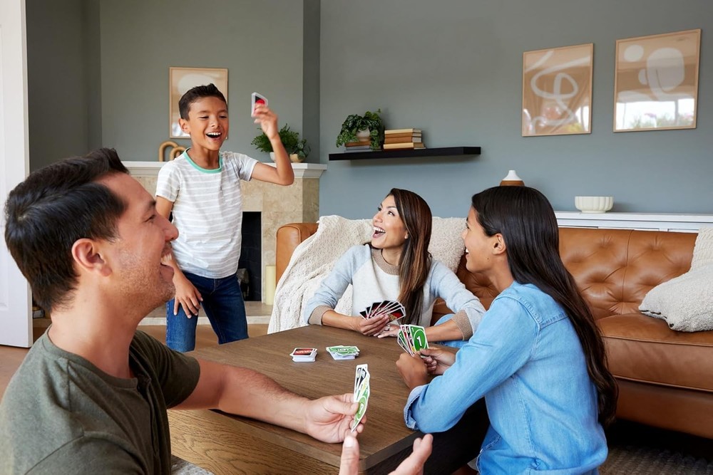 Mattel UNO Classic Card Game