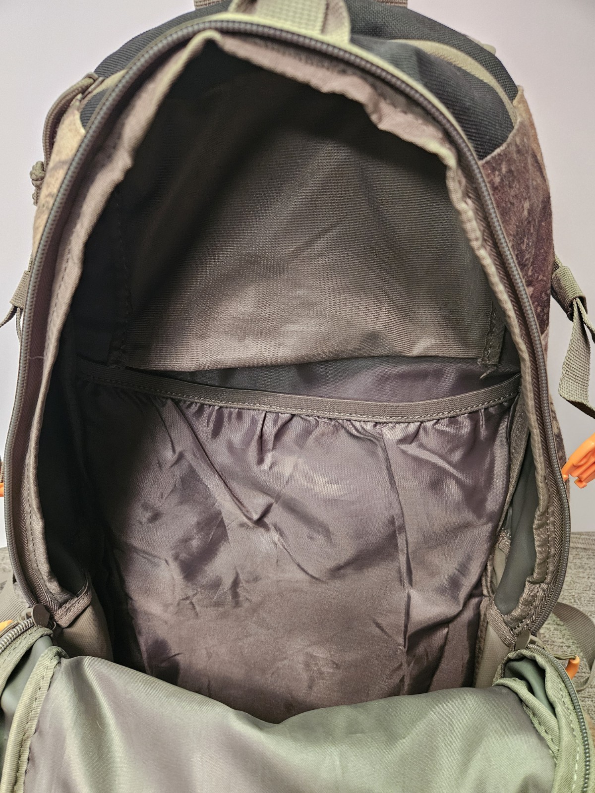 Realtree Edge "Timber Hawk" Camouflage Hunting Daypack 29.5L