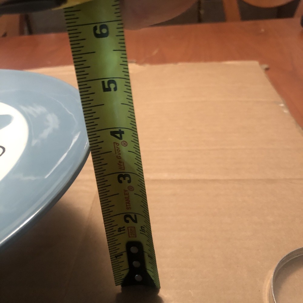 cake stand