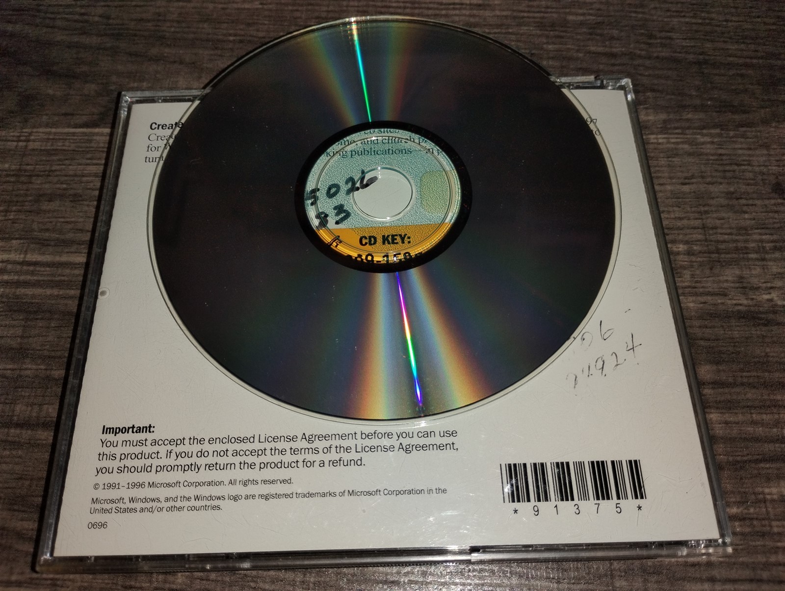 Microsoft Publisher 97 CD Deluxe PC CD-ROM Full Retail Version for Windows 95/NT