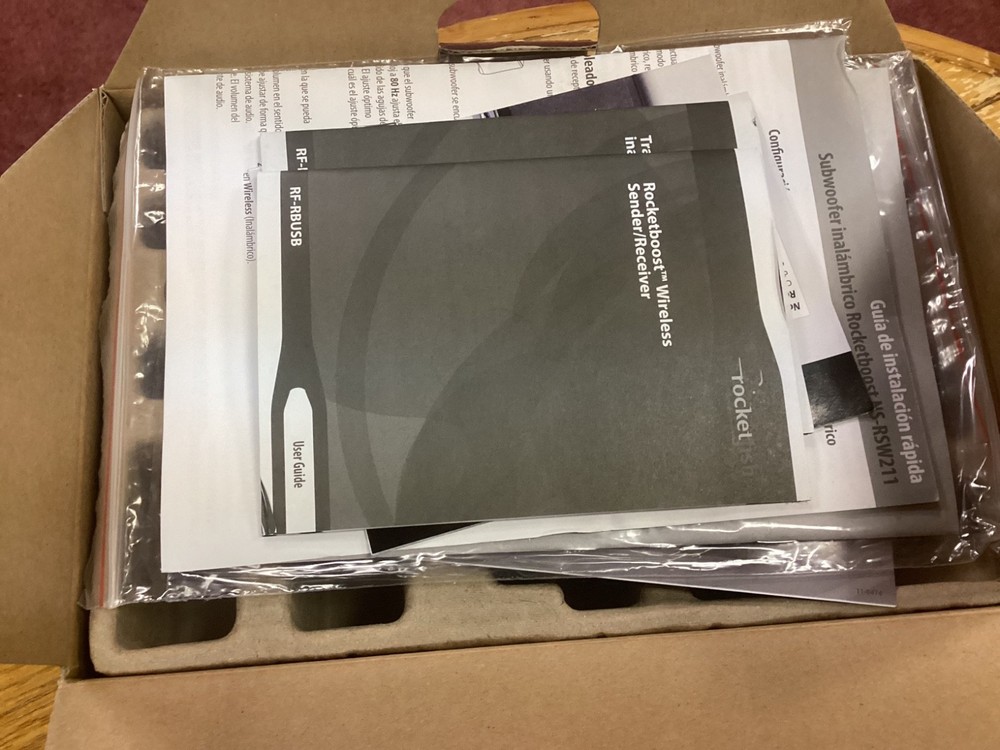 Rocketfish Rocketboost Wireless Audio Receiver Transmitter w/ REMOTE RF-RBUSB