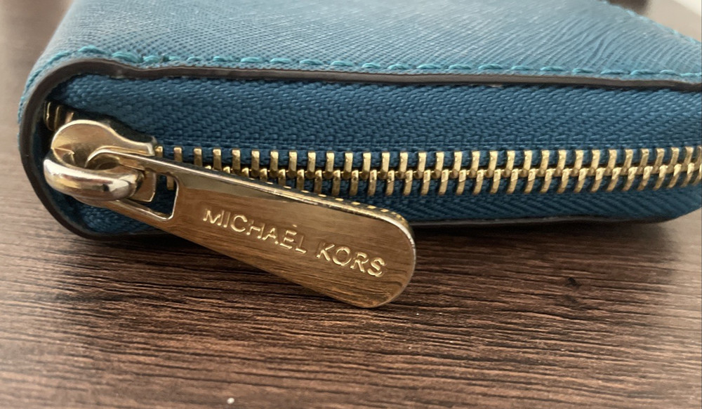 Michael Kors Deep Turquoise Teal Wallet Zip Around A2
