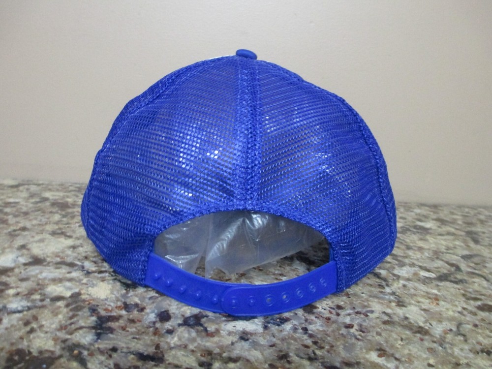 Vtg. Blue/White WordPerfect Connection Snapback Trucker Hat - Computer Software