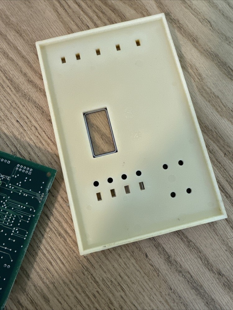 PENTAIR 472100 Digital Display Temperature Controller Circuit Board