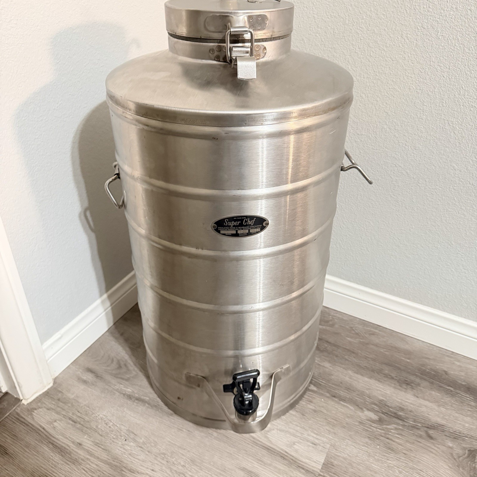 Vintage Super Chef Mil 10 Gallon Insulated Military Beverage Dispenser Container