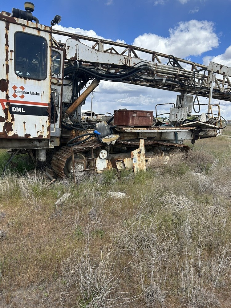 Well Drilling Rig