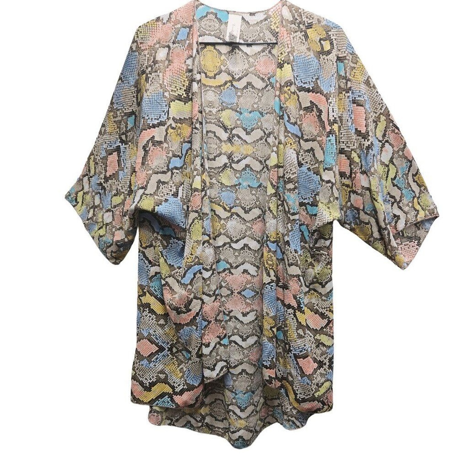 Women's Lovely J Snakeskin Print Pastels Lightweight Open Front Kimono Small
