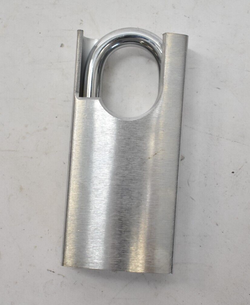 Master Lock 7046WO Pro Series Padlock Rekeyable Interchangeable Core NO KEY