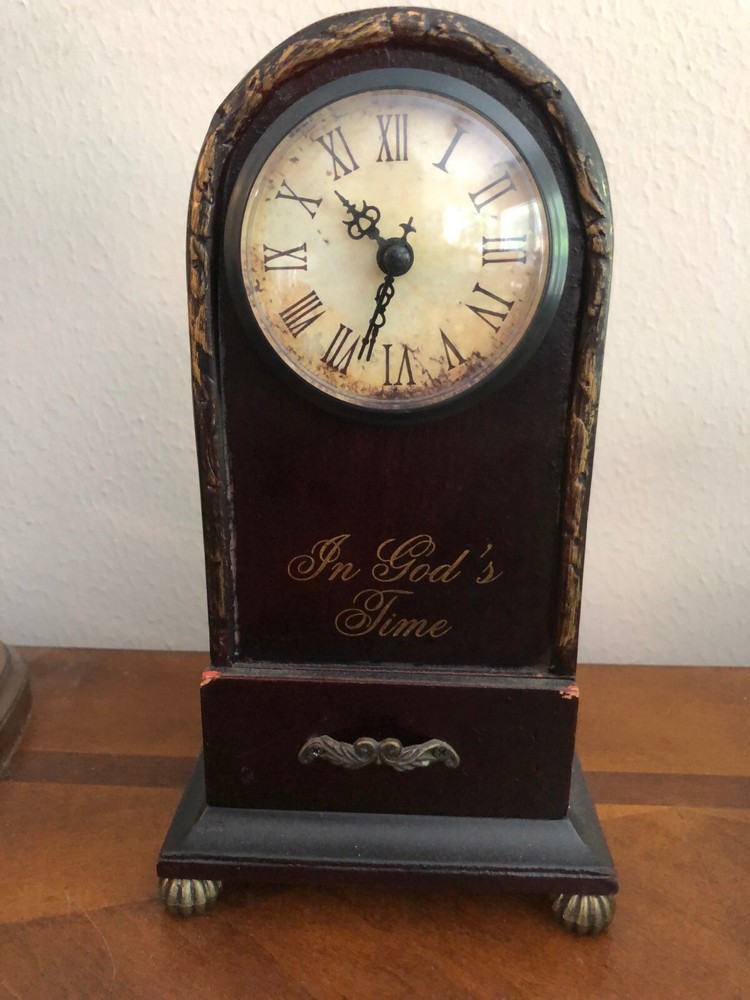 QUARTZ WOOD SHELF CLOCK