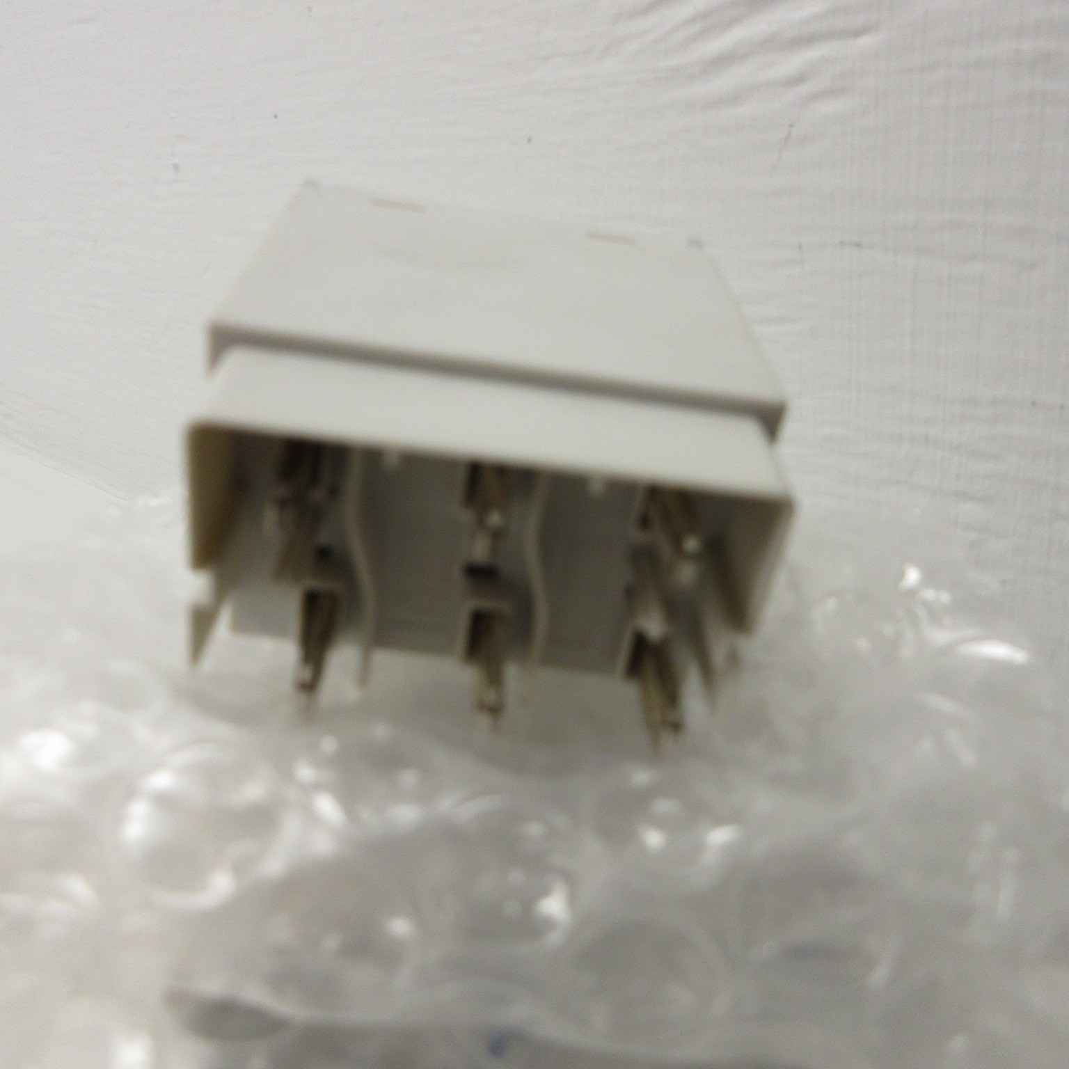 NEW Eaton PKE-XTU-32 Trip Block XTPEXT032B Standard 8-32 Amp 690VAC PKEXTU32 NIB