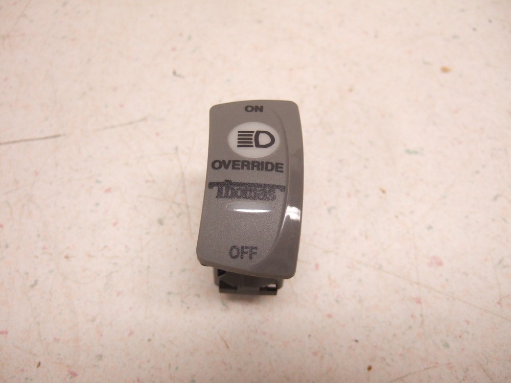 FREIGHTLINER THOMAS TBB52003187 MOMENTARY ROCKER SWITCH