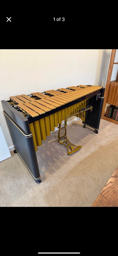 Musser Century Vibraphone  Model M75
