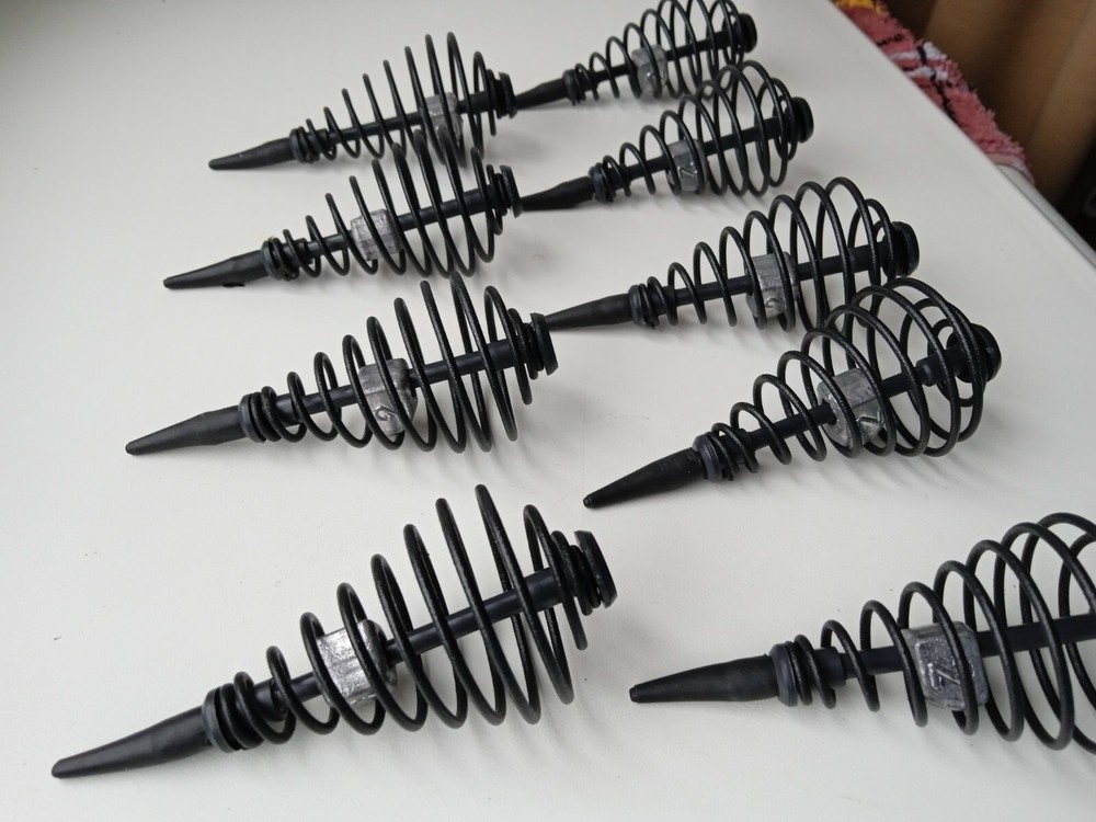 9 pcs 25 gr /0.88 oz spring coil inline method carp fishing feeder