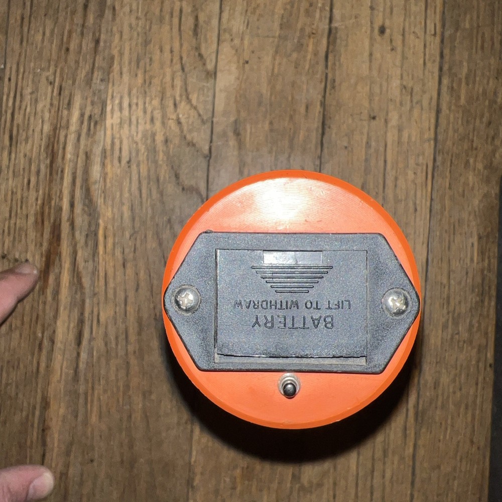 Salisbury Audio / Visual Voltage Detector Untested