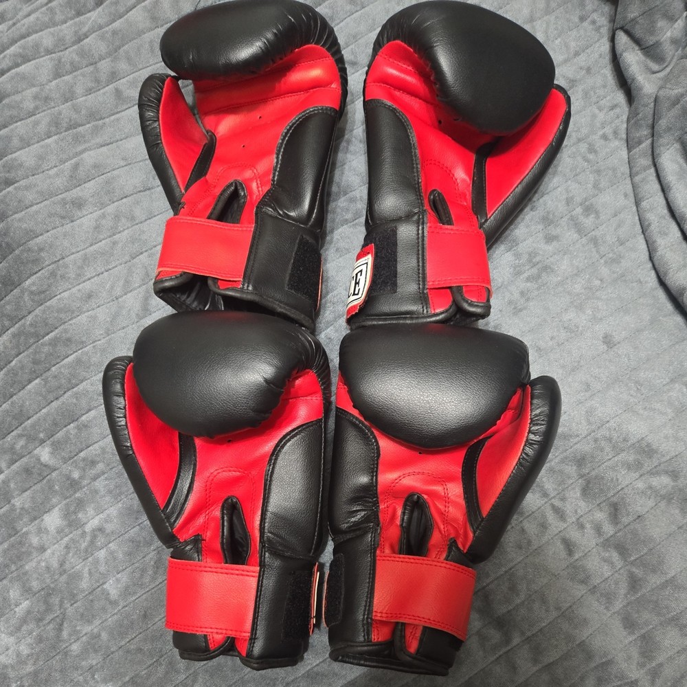 (2 PAIR )PROFORCE 12 OZ BOXING GLOVES - NEVER BEEN USED!