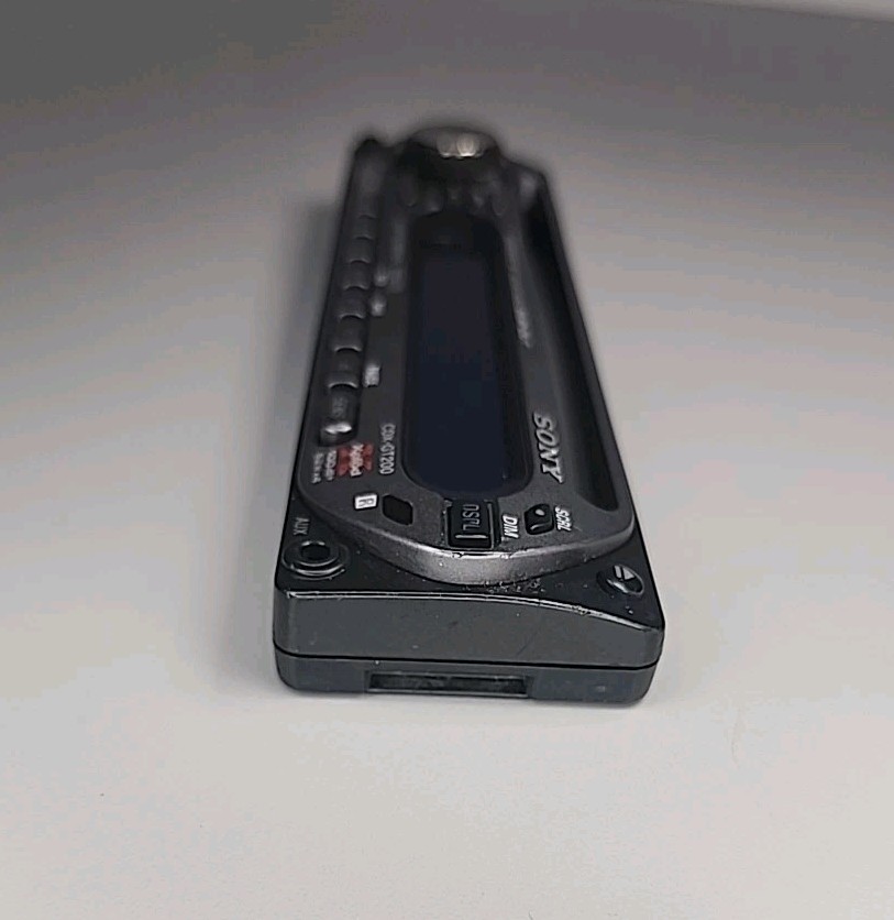 Sony CDX-GT200 Detachable Face W/Case & Bezel Only Untested