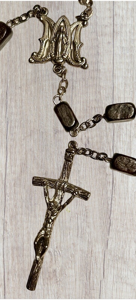 Unique Vatican Dark Wood Rosary w Basilicas of Rome As Decade Markers Italy