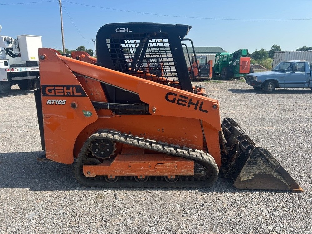 2019 Gehl RT105 Compact Track Skid Steer Loader 35Hp Open Cab Used