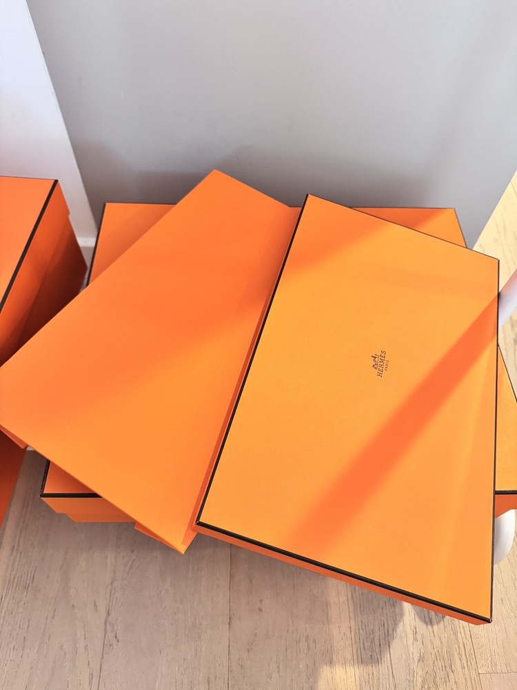 Hermes Empty Foldable Gift Box 15”x9.1”x2.6”