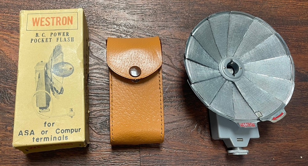 Westron BC Power Pocket Flash With Box