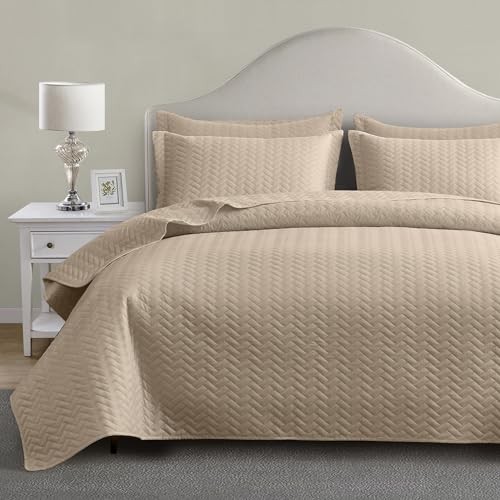 Quilt Set King Size, Lightweight Beige Bedspread Ultrasonic Chevron Pattern