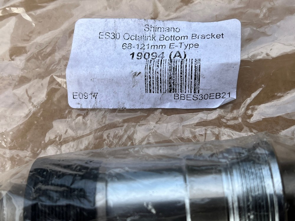 SHIMANO BB-ES30 Bottom Bracket