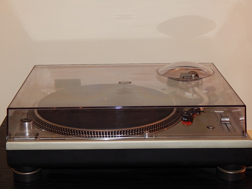 TECHNICS SL-1200M3D TURNTABLE SYSTEM