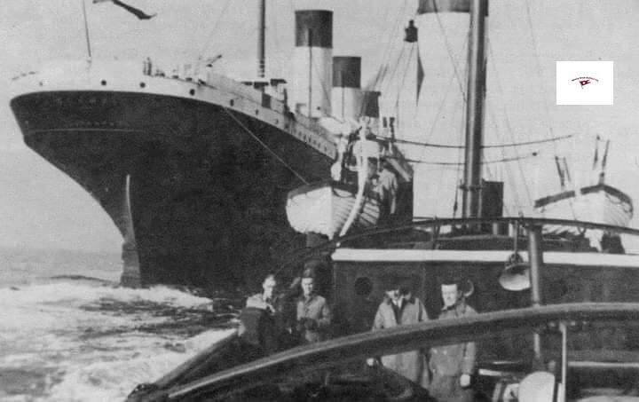 RMS OLYMPIC WITH TENDER PULLING ALONG SIDE HER, REPRINT, NICE!